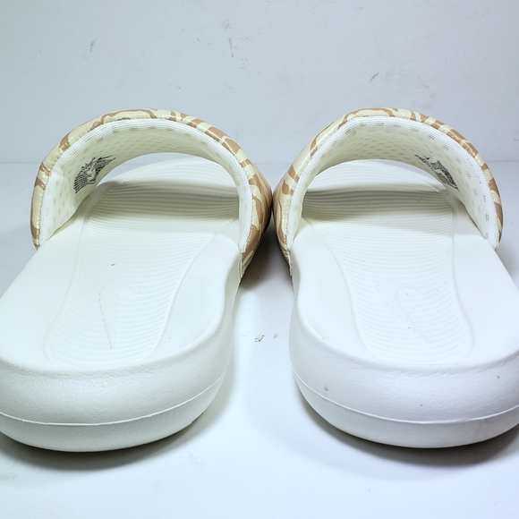 Nike Victori One Animal Print Slides - Picture 6 of 8
